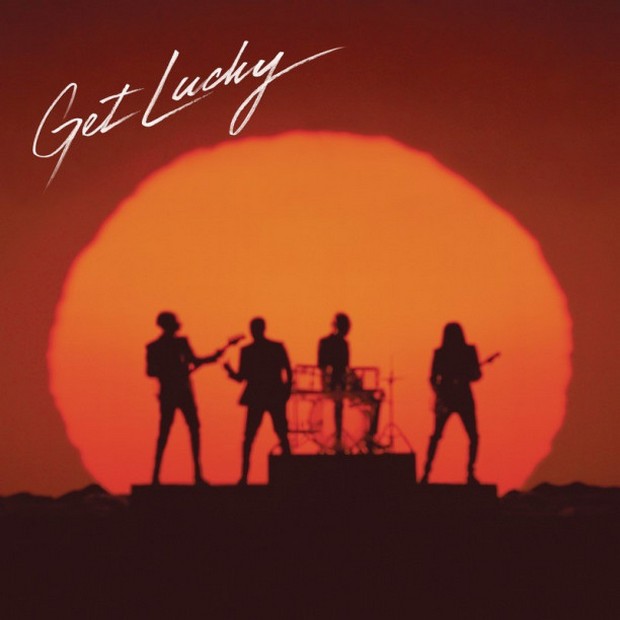 Classifica Singoli Italia 23 maggio 2013: Daft Punk al primo posto, Max Pezzali in salita di 15 posizioni