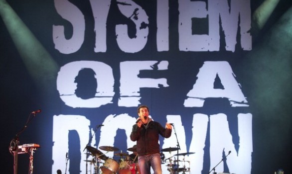 System Of A Down, Shavo contro Serj (ma poi ritratta)