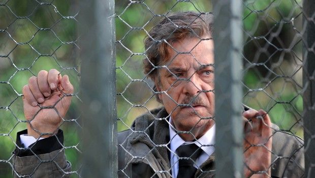Ti ho cercata in tutti i necrologi: clip con scene del film e intervista a Giancarlo Giannini e Silvia De Santis