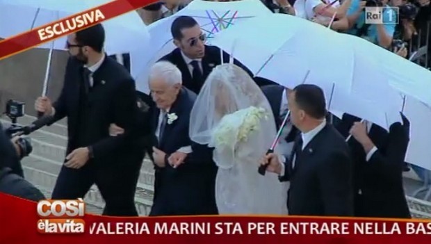 Matrimonio Valeria Marini: bestemmia in diretta su Rai 1