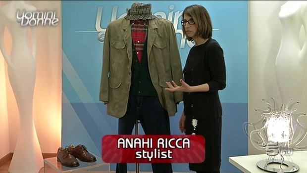 Uomini e donne, Maria De Filippi sforna il nuovo personaggio tv: la stylist Anahi Ricca