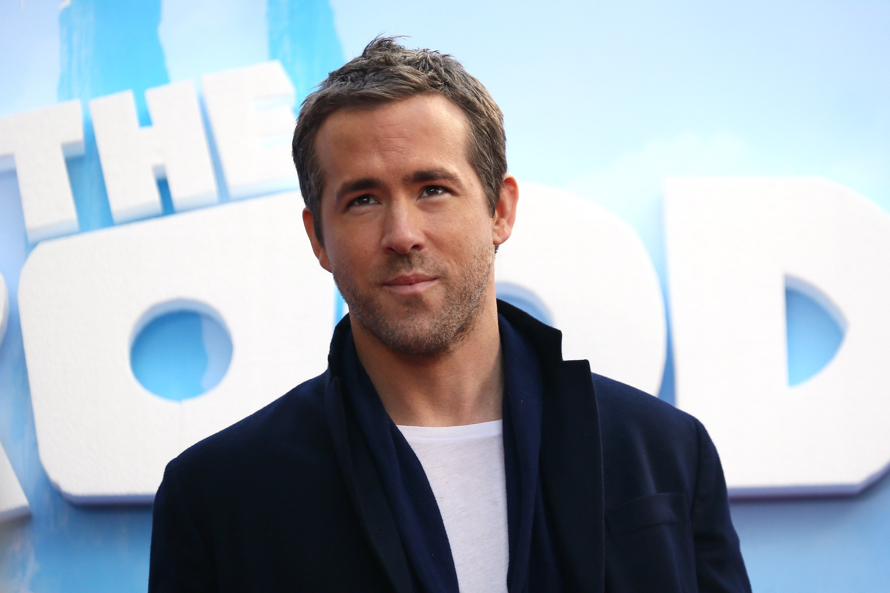 Film 2013-2014: Ryan Reynolds abbandona  Highlander – Morgan Freeman per Lucy di Luc Besson