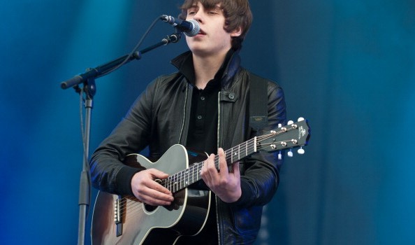 Jake Bugg, news del nuovo disco mentre collabora con il batterista dei Red Hot Chili Peppers