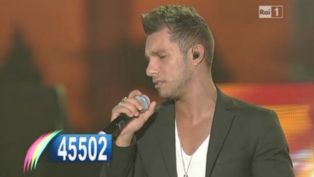 Marco Carta, Elhaida Dani e Raf a Una voce per Padre Pio: i video