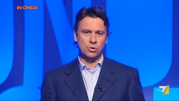 Virus, Porro promette un talk show nuovo e smentisce Telese: “Guadagnavo di più a La7”