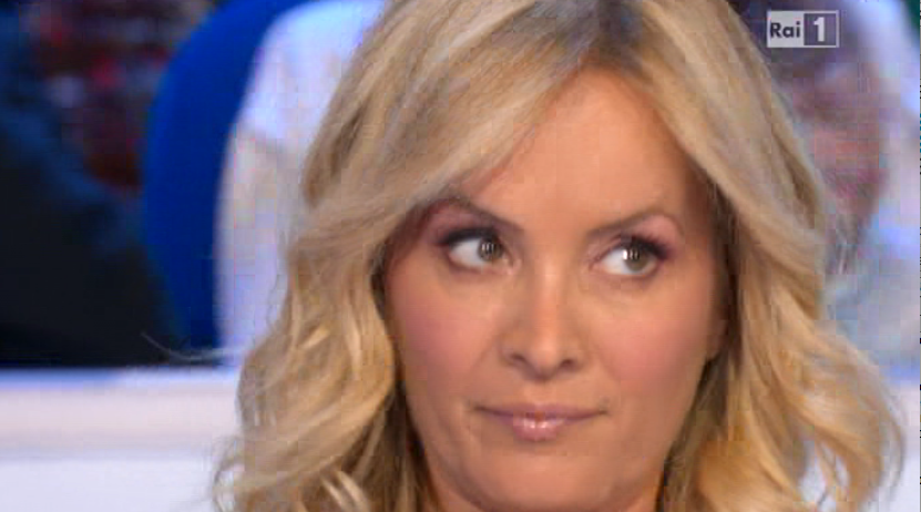 Estate in diretta – Lorella Landi spadroneggia: “Noi comuni mortali con due spiccioli in banca”