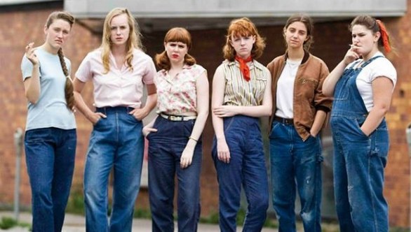 Foxfire: trailer italiano, poster, foto e note di regia del film di Laurent Cantet