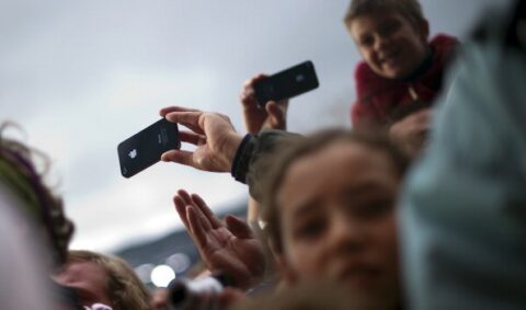 Concerti: live ripresi con i cellulari? I cantanti non ci stanno