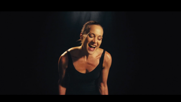 Fiona Apple, Hot Knife: video ufficiale, testo e traduzione