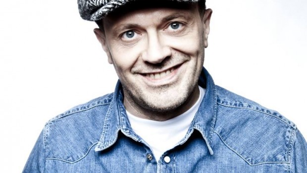 Max Pezzali: “I tormentoni dell’estate? Ecco come si fanno”