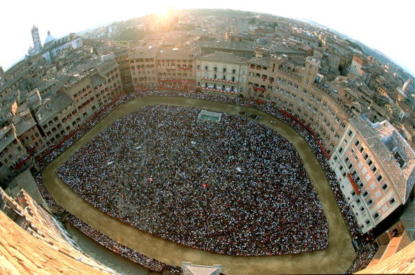 Palio di Siena 2 luglio 2013 in diretta su Rai 2: si corre per la Madonna di Provenzano