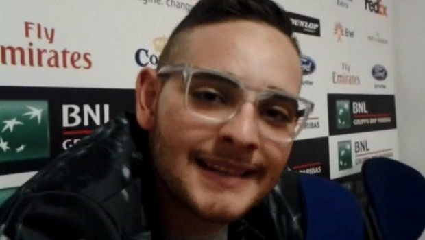 Rocco Hunt, Poeta Urbano: “Parlo della strada, di quello che vedo” – intervista Soundsblog