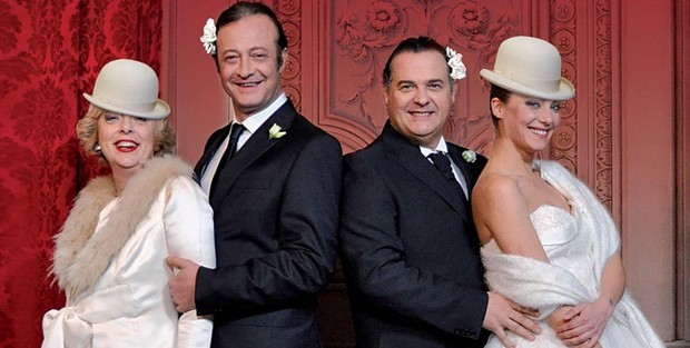 Sarebbe stato facile – due clip e video backstage per la commedia sui matrimoni gay di Graziano Salvadori