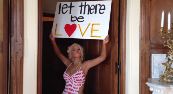 Christina Aguilera, Let There Be Love: video ufficiale, testo e traduzione