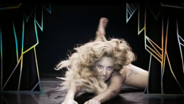 Lady Gaga, Applause: video ufficiale, testo e traduzione