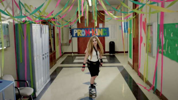 Avril Lavigne, il nuovo album e la sindrome di Peter Pan