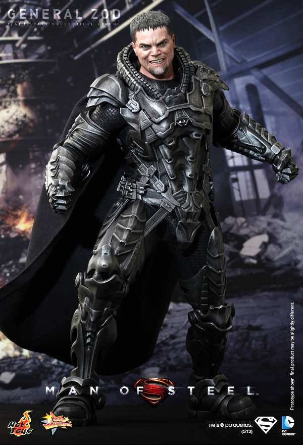 L’uomo d’acciaio – action figure Hot Toys del Generale Zod / Michael Shannon (foto)
