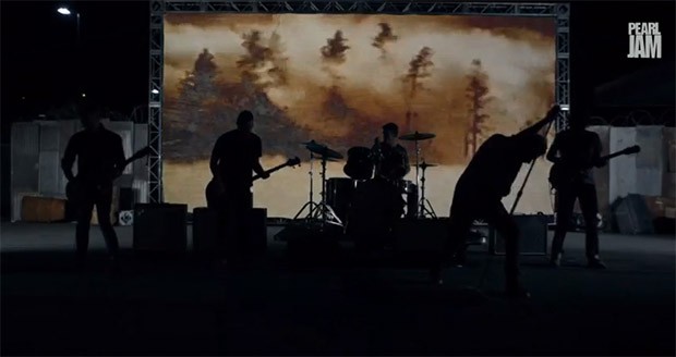 Pearl Jam, Mind Your Manners: testo, traduzione e video ufficiale