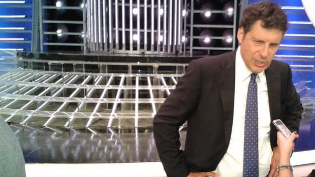 Fabrizio Frizzi a TvBlog: “Mentana ingeneroso su Miss Italia. Rai? Prima ti chiedono un favore, poi si dimenticano”