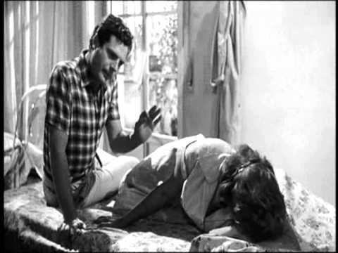 Peccato che sia una canaglia- scene esilaranti fra Mastroianni e Loren