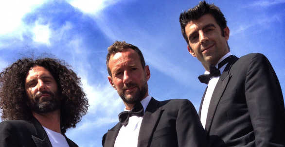 Extra show, da giovedì 3 ottobre la prima produzione Mediaset Extra tra amarcord e backstage