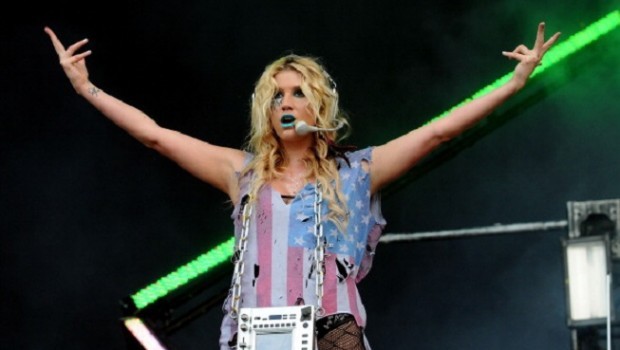 Kesha, Meet Me in Space: testo, traduzione e audio