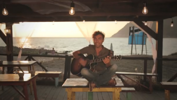 Marco Ligabue, E’ da te che dipende: video ufficiale, audio e testo