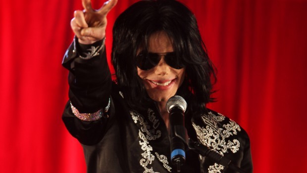 Michael Jackson è ancora vivo? Teorie e complotti sulla morte del cantante