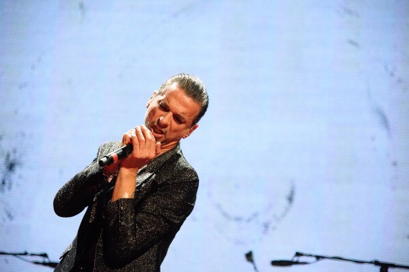 Depeche Mode, Should Be Higher: testo, traduzione e video ufficiale