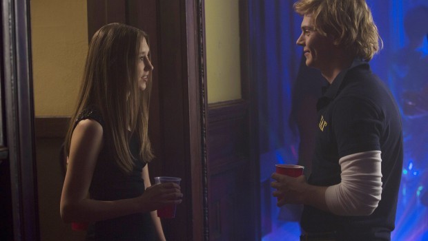 Ascolti Tv Usa 6-11 ottobre: record per American Horror Story: Coven, cala Ncis, male Once upon a time in Wonderland