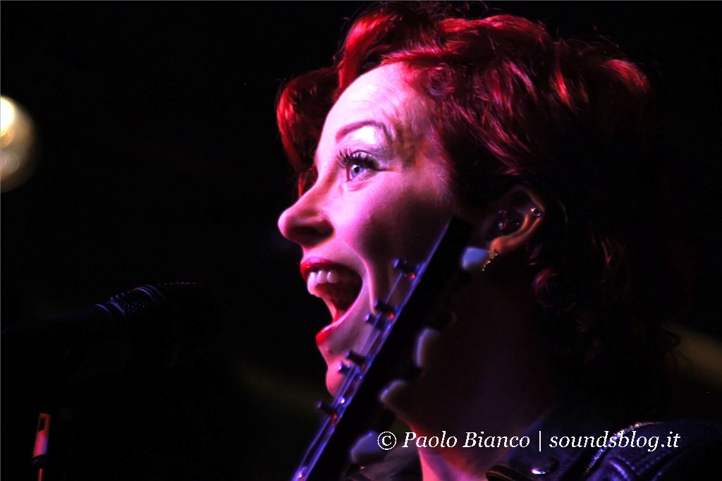 Anneke Van Giersbergen foto concerto Milano 24 Ottobre 2013