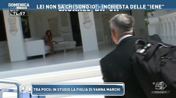 Domenica Live trasmette due servizi de Le Iene (mai maltrattate come quest’anno)