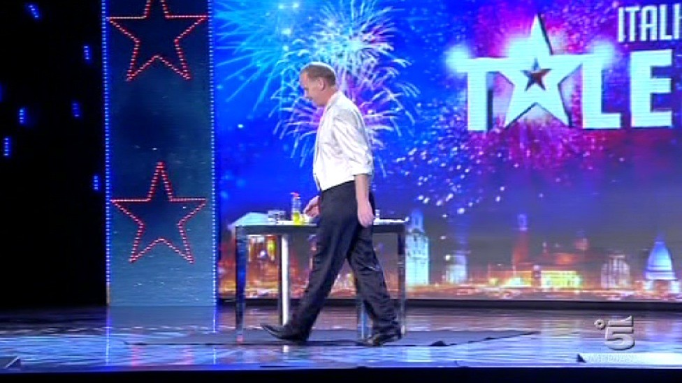 Stevie Starr, performer ad Italia s got talent
