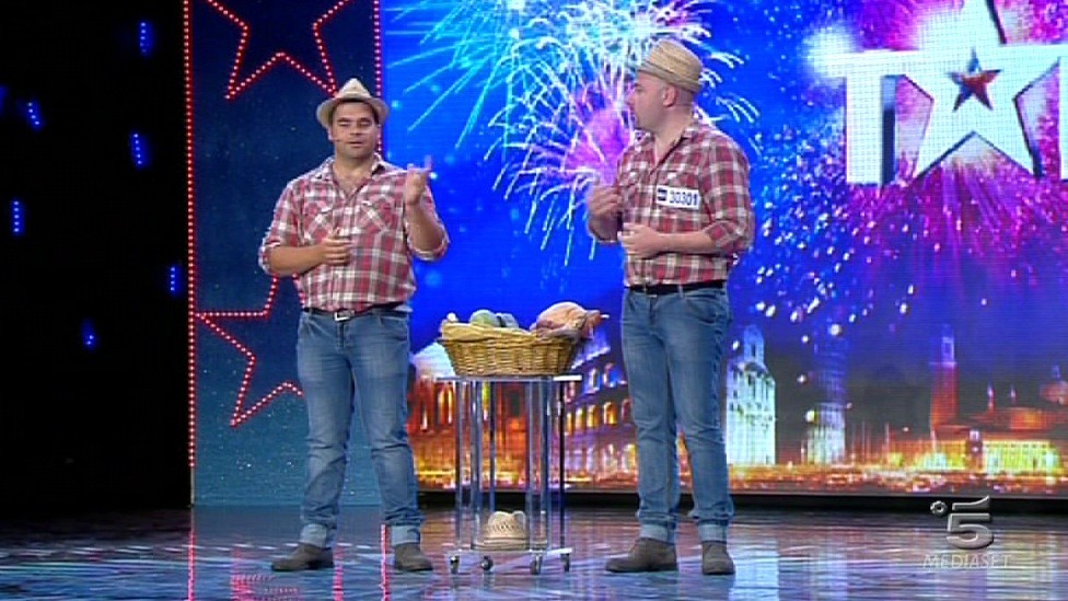 Stefano Tisi e Gianluca Agostinelli, comici ad Italia s got talent