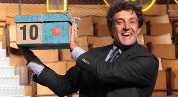 Affari Tuoi – 10 anni, Flavio Insinna: “Sarà una festa di famiglia”