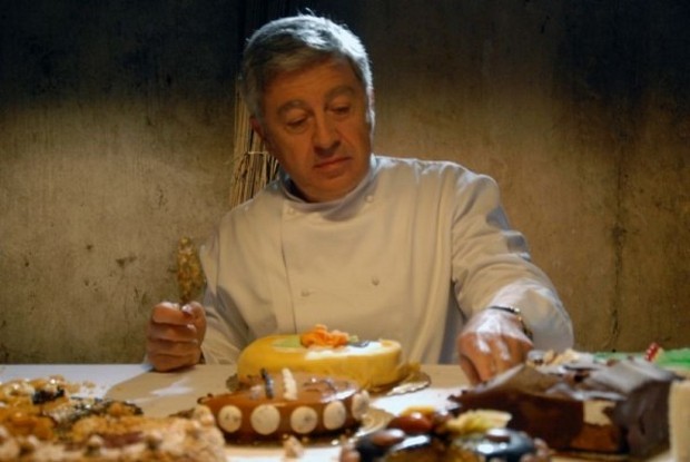 Il pasticciere: trailer e clip del film di Luigi Sardiello al cinema dal 31 ottobre