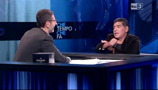 Che tempo che fa, Maradona si scusa per il gesto dell’ombrello