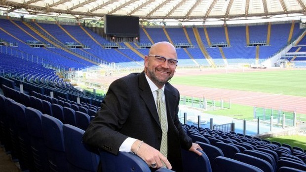 Calcio, Marco Mazzocchi su RaiSport1 conduce Zona 11 p.m.: “Serie A, coppe, mercato e Twitter”