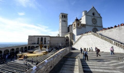 Papa Francesco ad Assisi, 4 ottobre 2013: gli speciali e le dirette tv