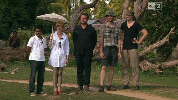 Stasera in tv, 16 ottobre 2013: Paura d’amare, Pechino Express, Chi l’ha visto?, Le tre rose di Eva