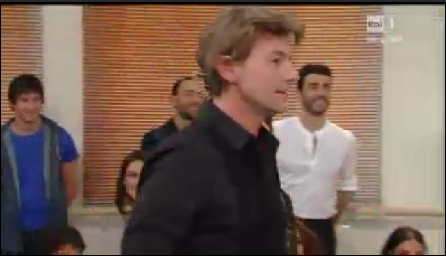 Ballando con le stelle: Roberto Farnesi e Samanta Togni nel Paso doble di sabato 5 ottobre 2013