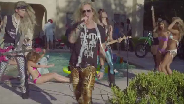Steel Panther, Party Like Tomorrow Is The End Of The World: il video ‘explicit’