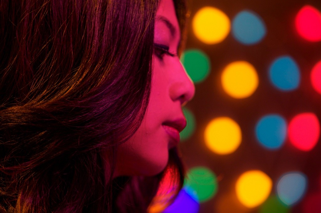 Karaoke Girl: poster e foto del film in concorso a Torino 2013