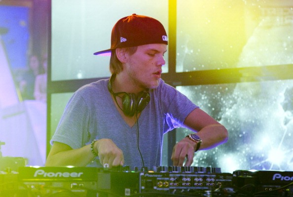 Avicii, Hey Brother: testo, traduzione e lyric video