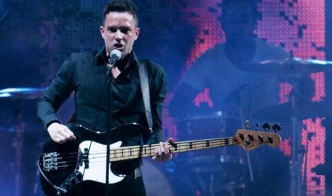 Brandon Flowers dei Killers contro la musica pop: “E’ da ritardati”