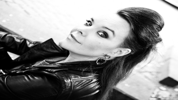 Anette Olzon, Shine: il primo album solista a Marzo