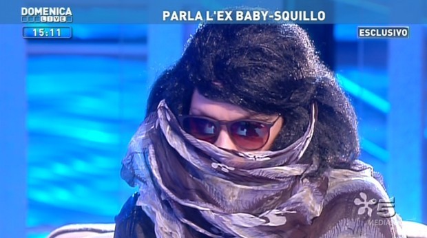 Domenica Live, il caso baby-squillo sfugge di mano: “Mi chiedevano di fare i bisogni addosso a loro…”