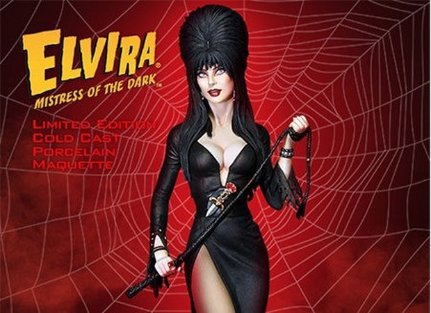 Elvira – la nuova statua da collezione di Cassandra Peterson