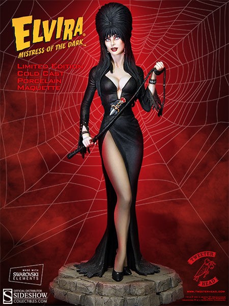 Elvira – foto della nuova statua da collezione di Cassandra Peterson
