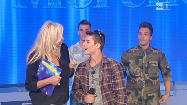 Domenica In, Moreno ospite flash, “simpatico” per la Venier (che sbaglia il nome dell’album)